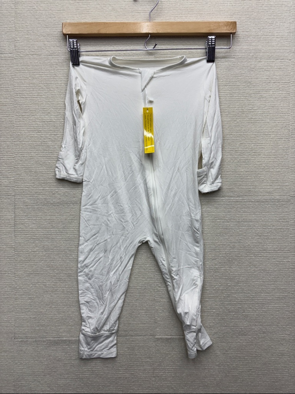 New Guisby | bamboo White Infant One-Piece Zipper Romper 12-18 months